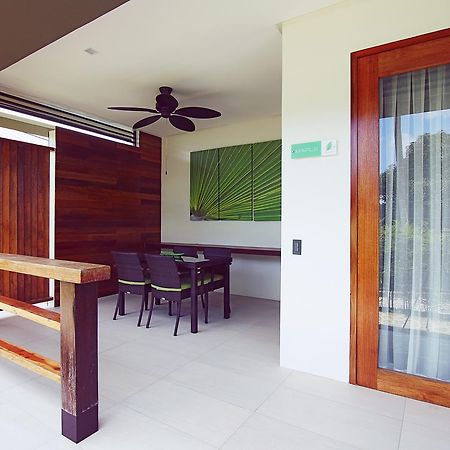 Nayomi Sanctuary Resort Batangas Екстериор снимка